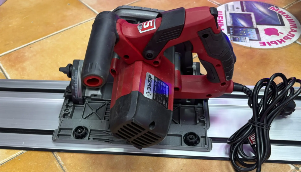 Циркулярная пила ЗУБР ПП-55H