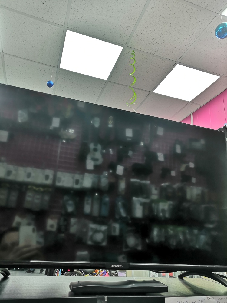 Телевизор Skyworth 32"