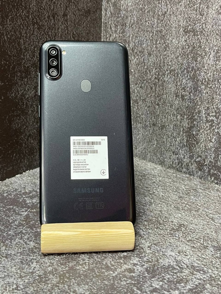Смартфон Samsung A11 2/32
