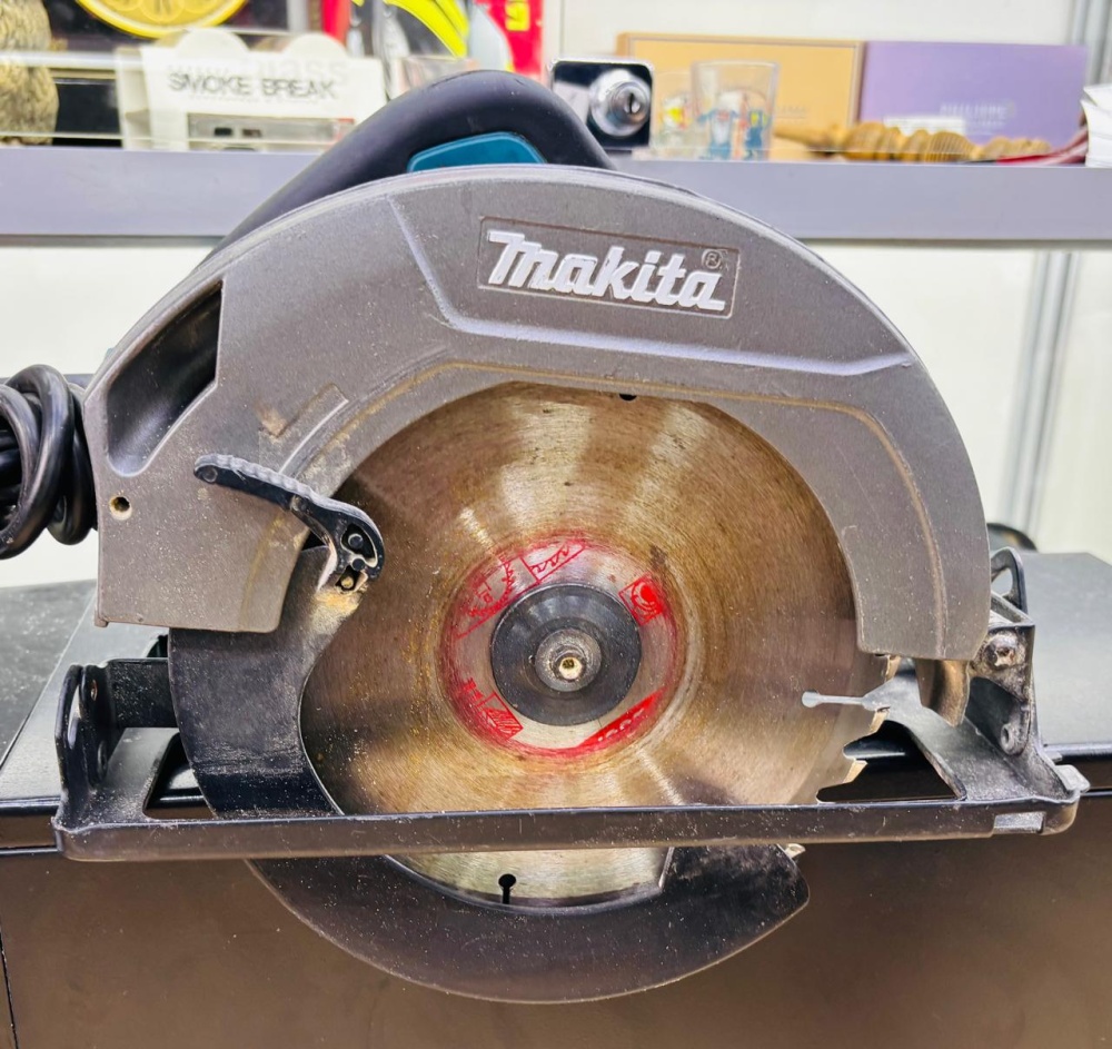 Циркулярная пила MaHita