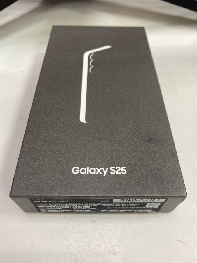 Смартфон Samsung S25 12/128 GB