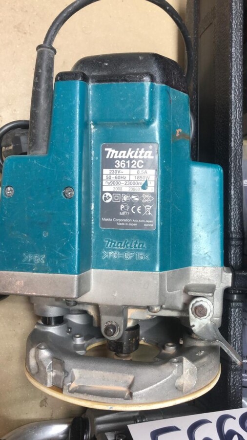 Фрезер Makita 3612C