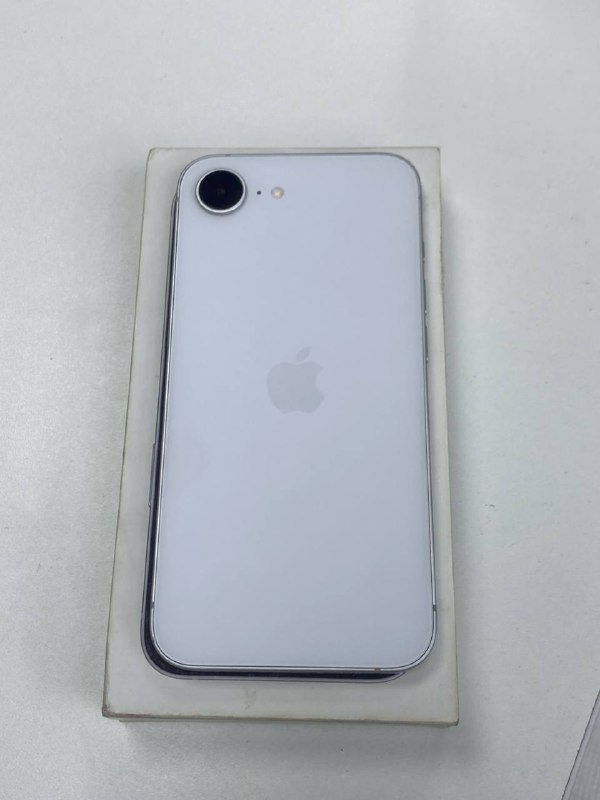 Смартфон iPhone 16e 128Gb