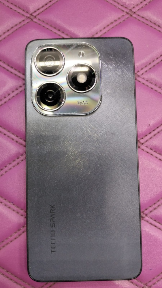 Мобильный телефон Tecno Spark 20 8/256