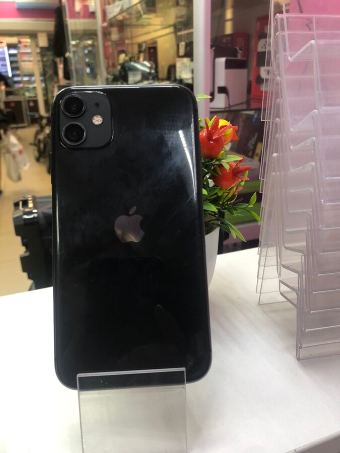Смартфон iPhone 11 64Gb