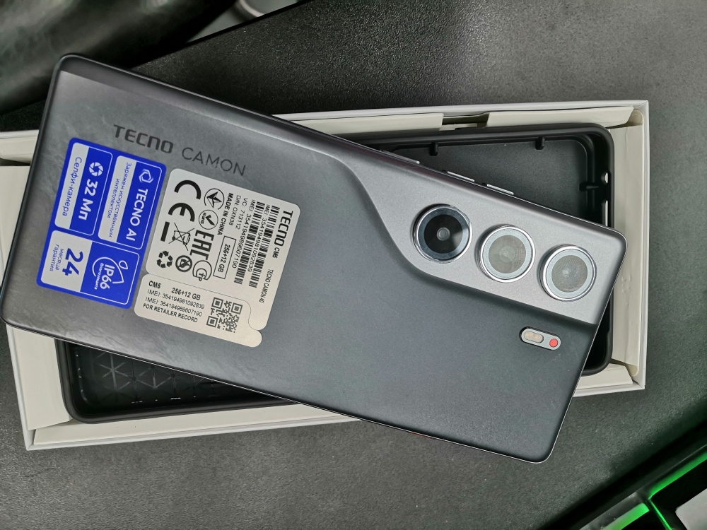 Мобильный телефон Tecno camon 40 12\256