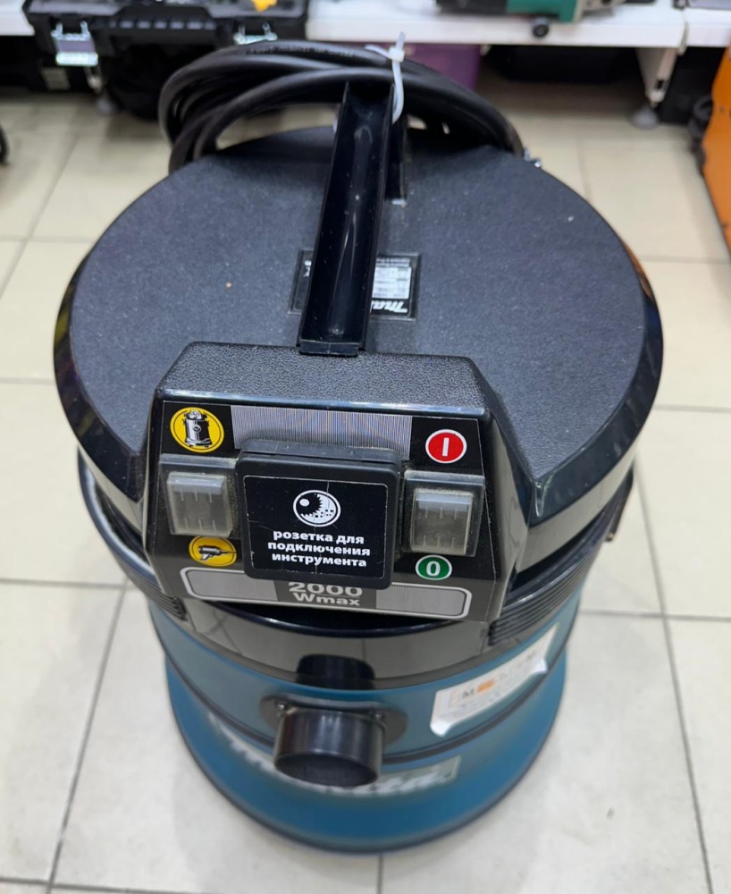 Пылесос строительный Makita 440
