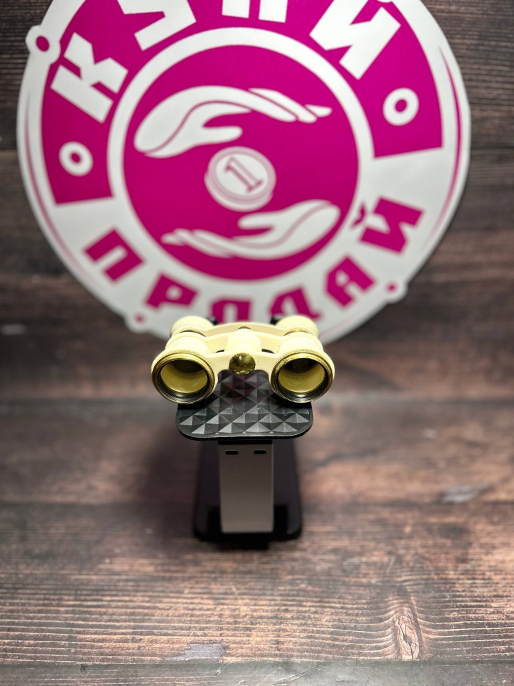 Бинокль театральный