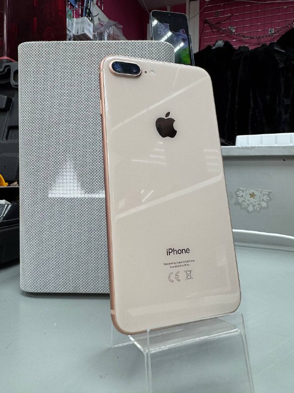 Смартфон iPhone 8+ 64 Gb