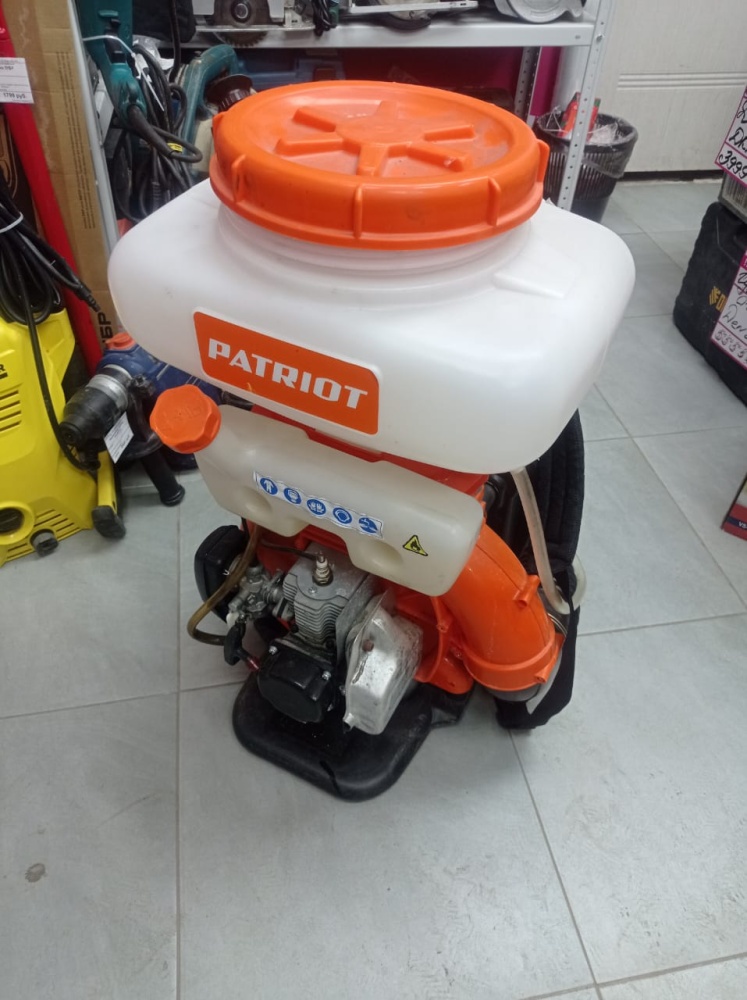 Опрыскиватель бензиновый Patriot