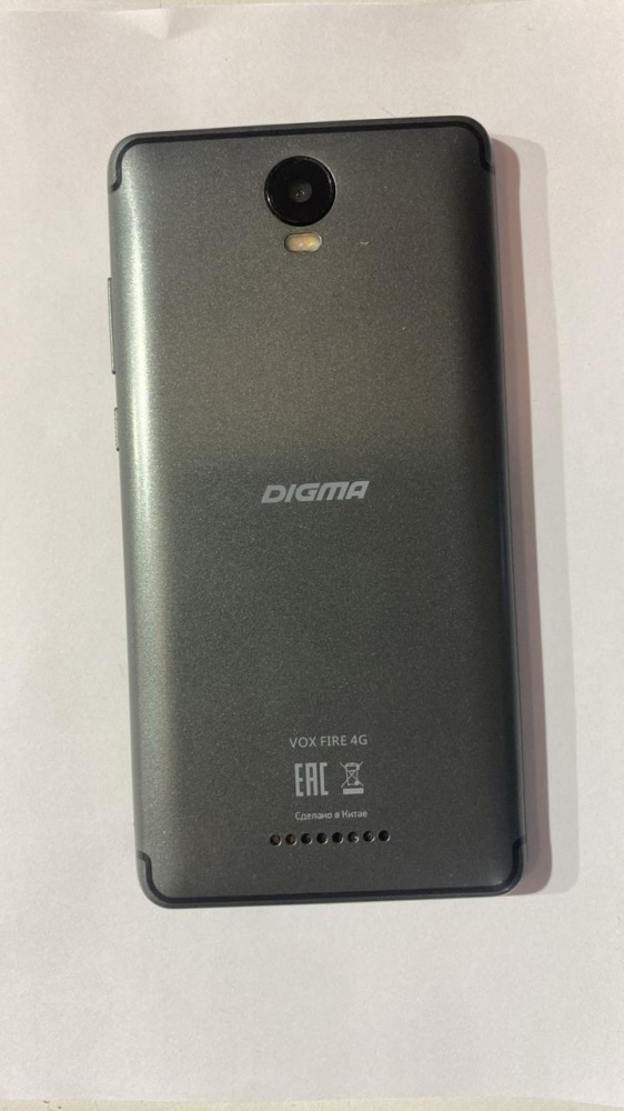 Мобильный телефон Digma