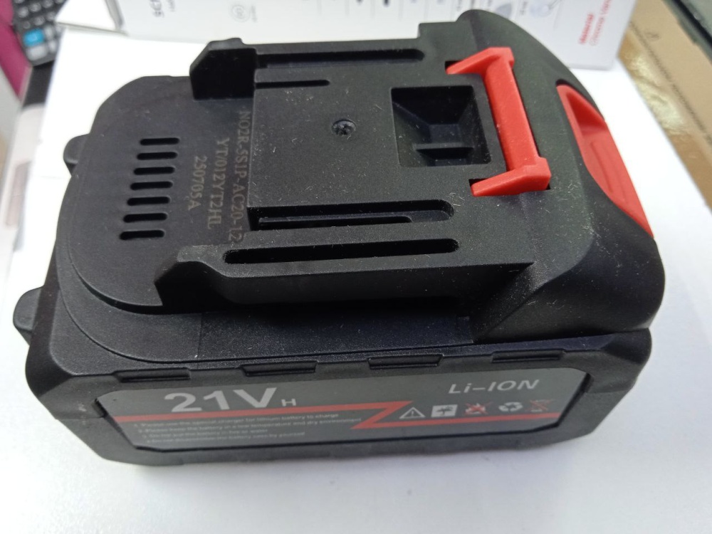 АКБ для инструмента 21В, 5А