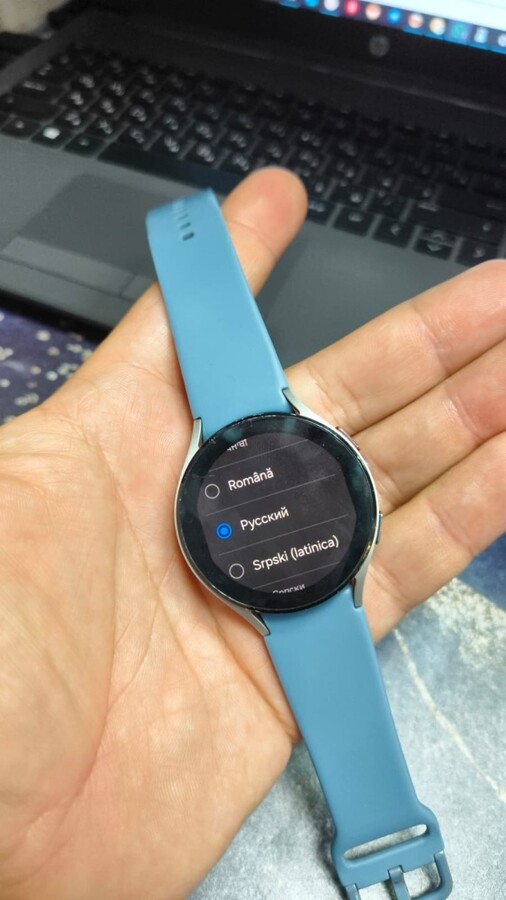 Смарт-часы Samsung Watch 4