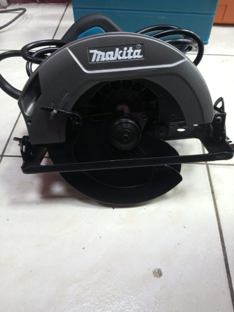 Циркулярная пила Makita HS7000