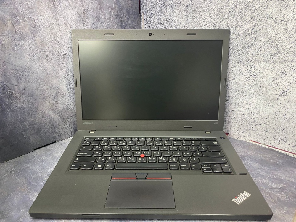 Ноутбук Lenovo i3 6100\8ram\ssd256