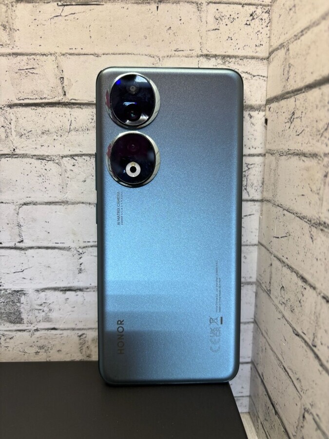 Смартфон Honor 90 8/256