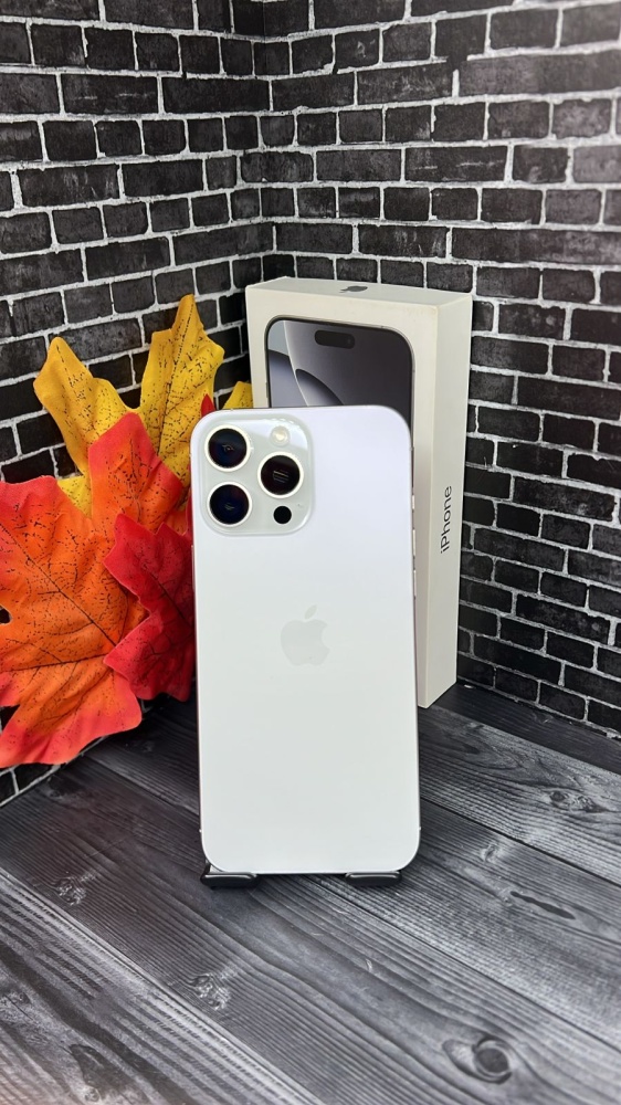 Смартфон iPhone 16 PRO MAX 256  Гб 99%