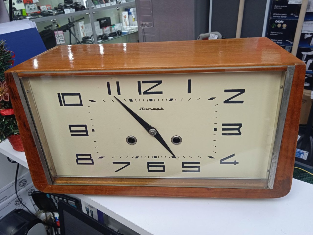 Часы с боем "Янтарь", СССР