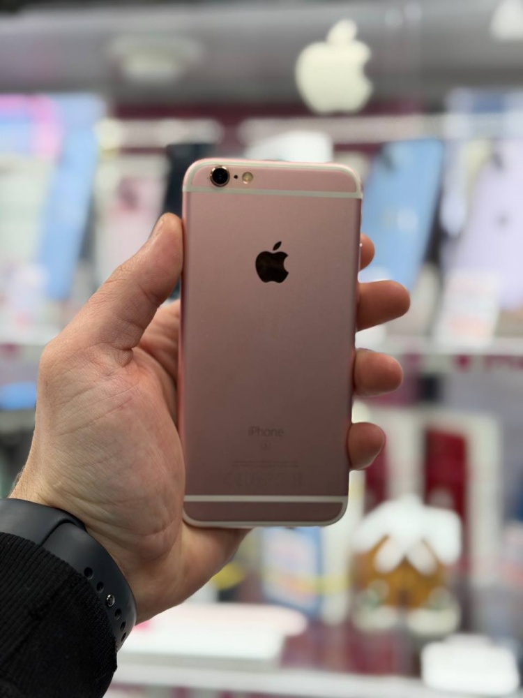 Смартфон iPhone 6S 32