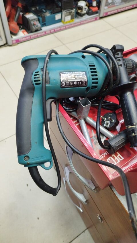 Дрель MAKITA HP1621F