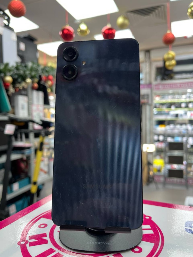Смартфон Samsung A06 4/64