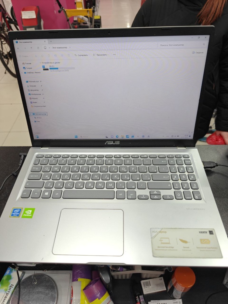 Ноутбук ASUS