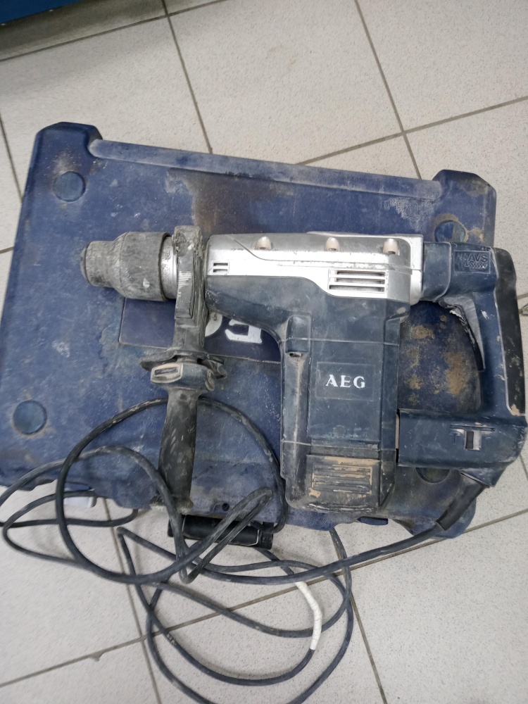 Перфоратор AEG KH 5 E