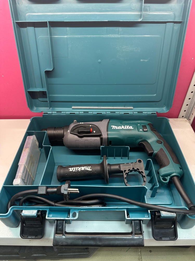 Перфоратор MAKITA