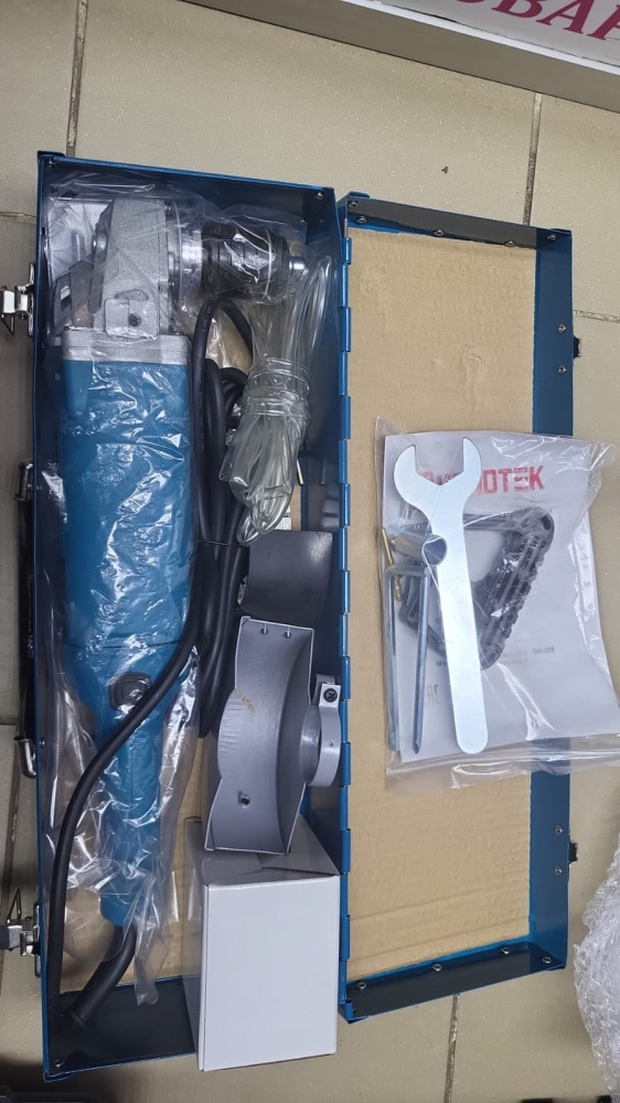 Штроборез HANDTEK 1800вт