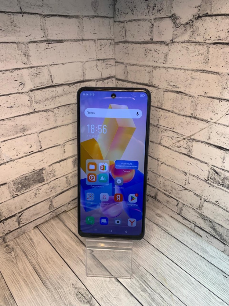 Мобильный телефон Infinix HOT 40 8/256gb