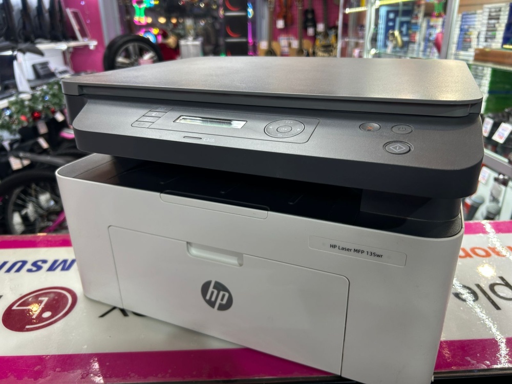 МФУ HP MFT135WR