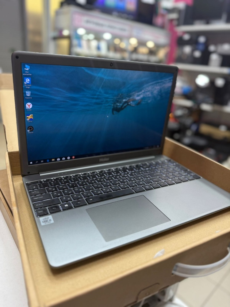 Ноутбук Haier  I1500SD