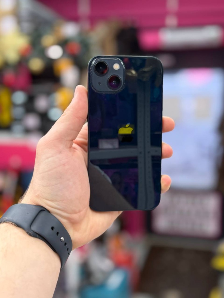 Смартфон iPhone 13 128 Gb