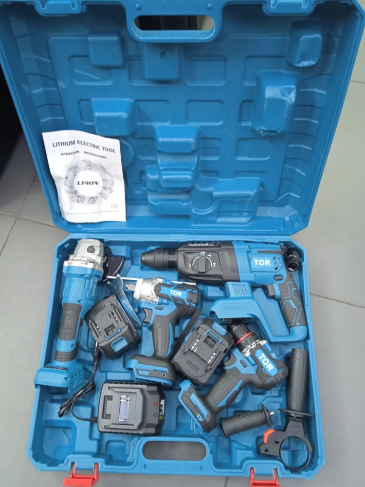 Набор инструментов 4 в 1