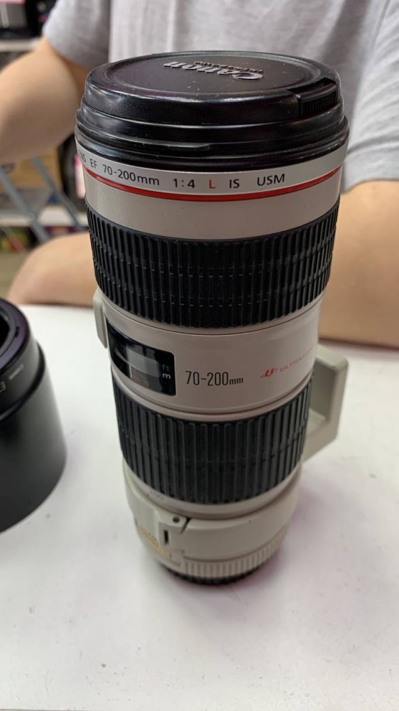 Объектив CANON ZOOM LENS EF 70-200