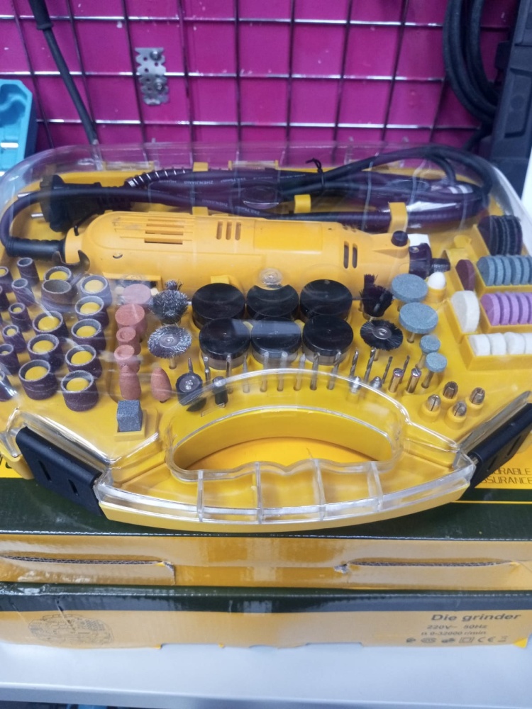 Гравер DEWALT