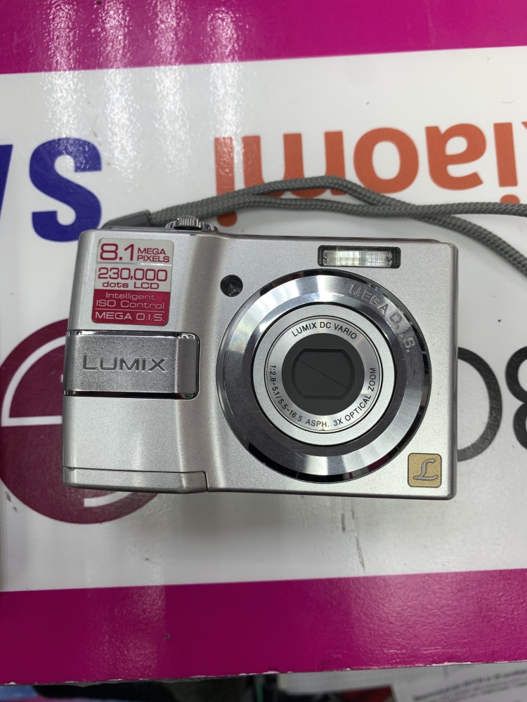 Фотоаппарат Panasonic DMS-ls80