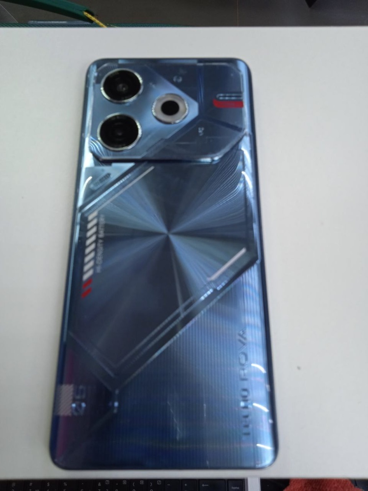 Мобильный телефон Tecno pova 6 neo 8/128 гб