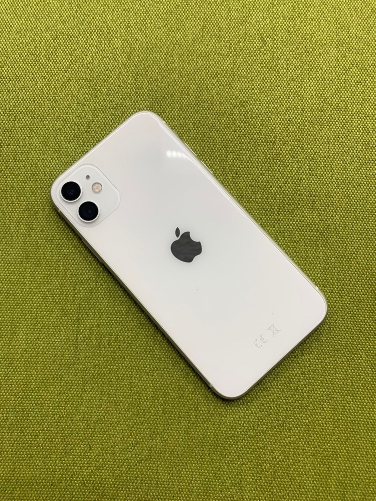 Смартфон iPhone 11 64Gb