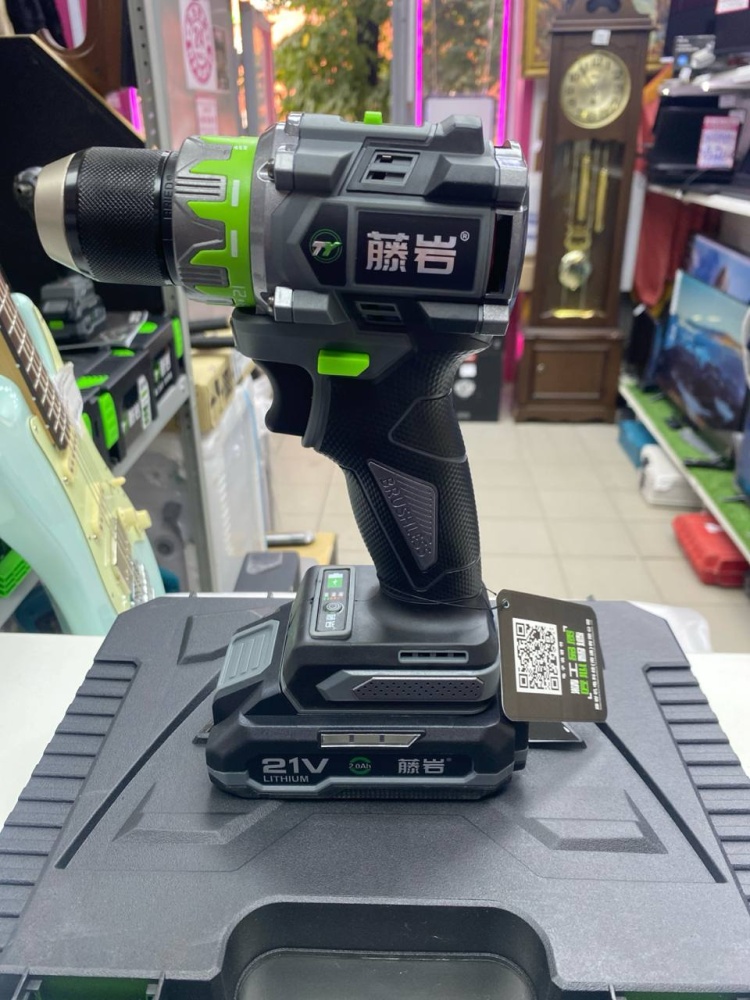 Шуруповерт tenyn ex18