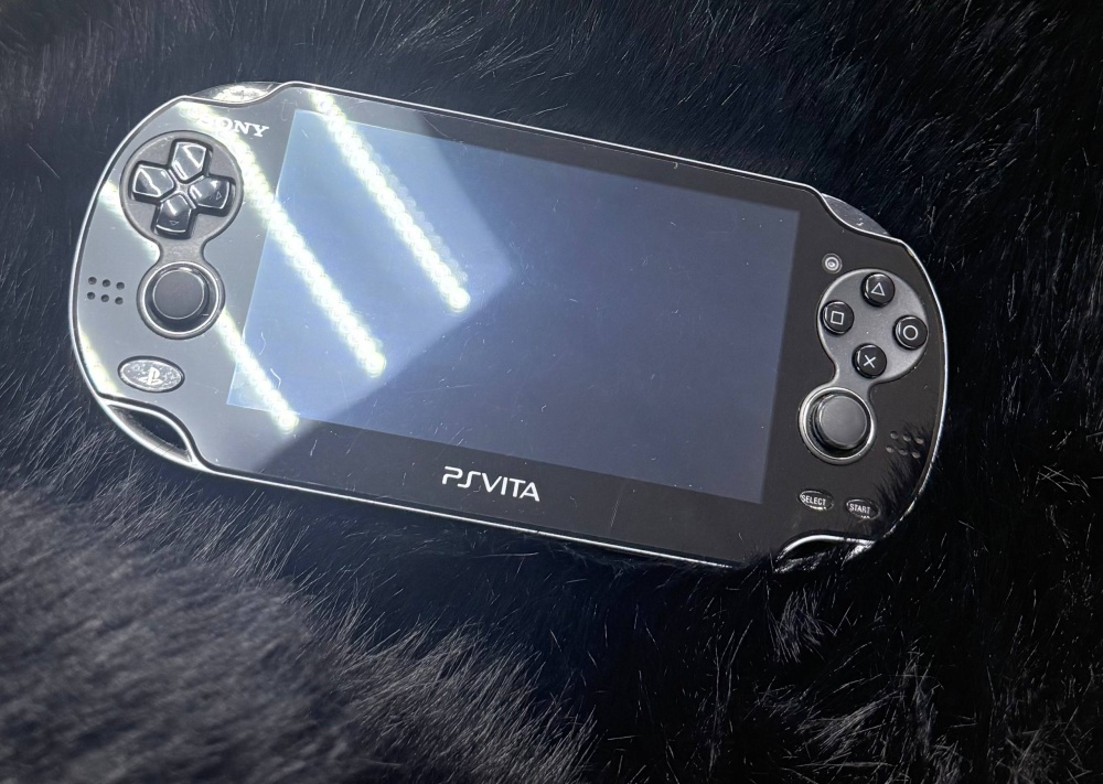 Игровая приставка PSP VITA 1008