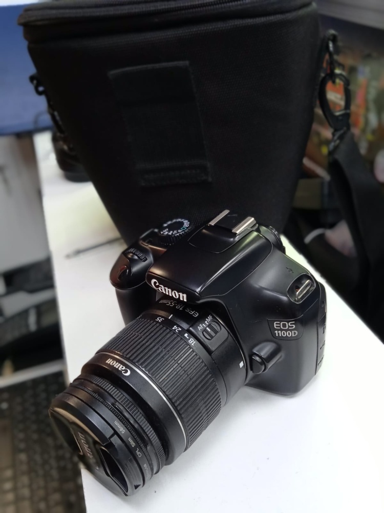 Фотоаппарат Canon EOS 110D
