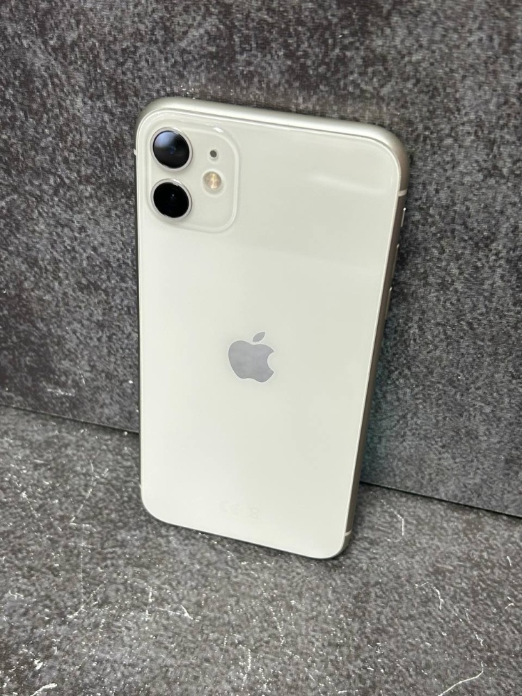 Смартфон iPhone 11 128 Gb