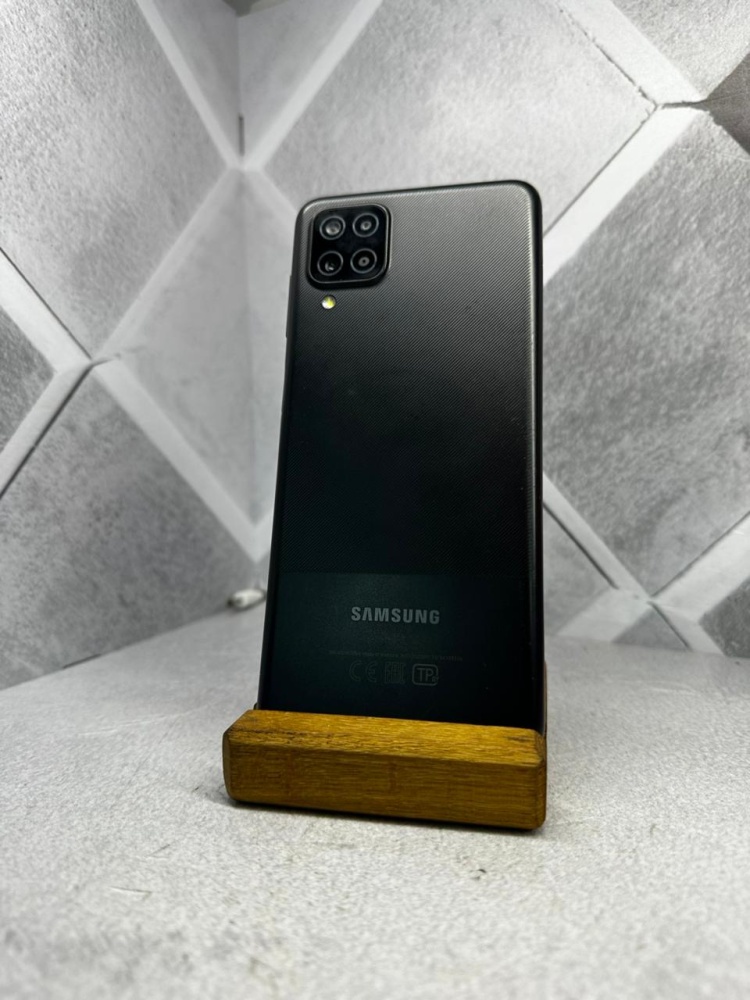 Смартфон Samsung A12 3/32