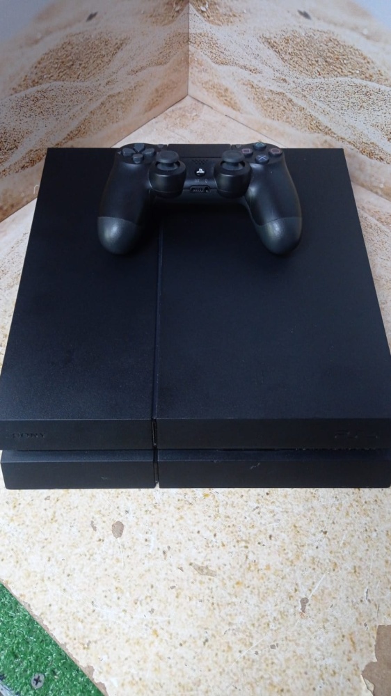 Игровая приставка Sony PlayStation 4 fat 500гб