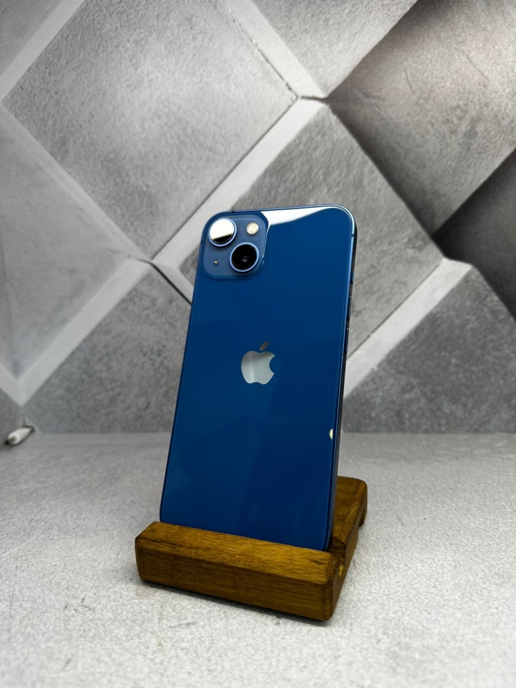 Смартфон iPhone 13 128 Gb