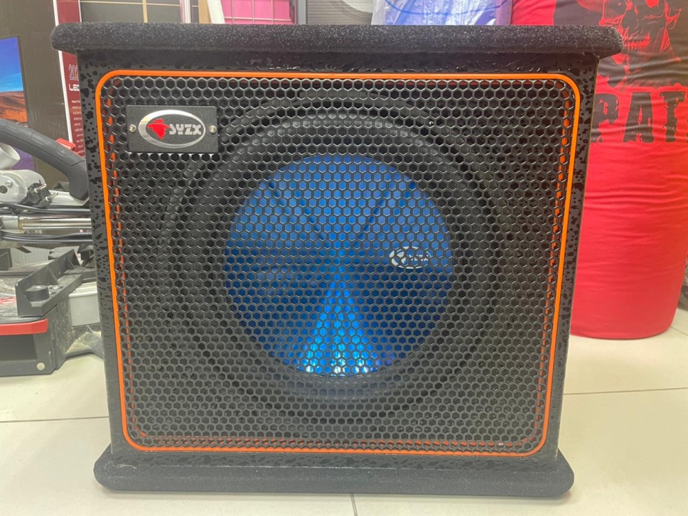 Автосабвуфер Syzx