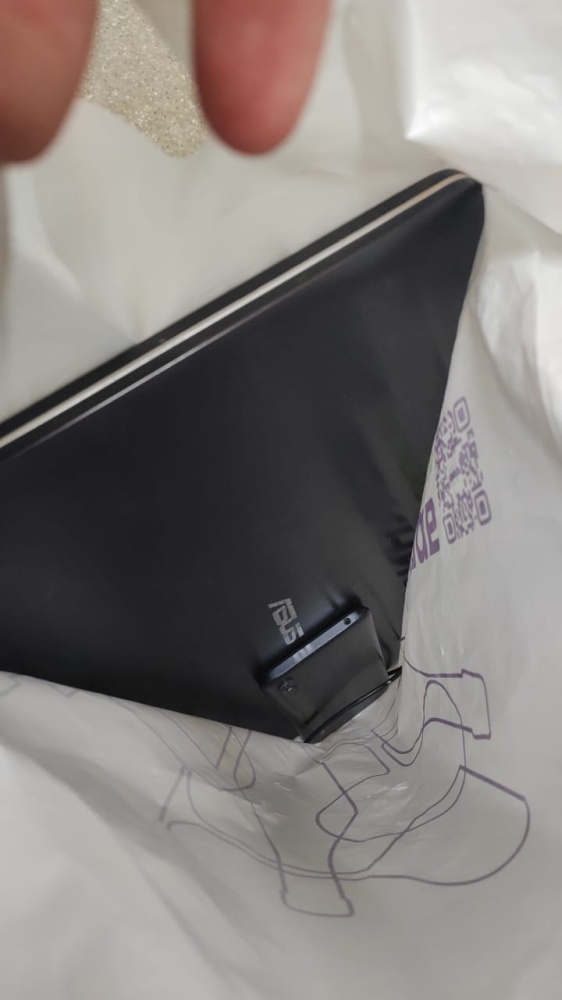 Ноутбук ASUS
