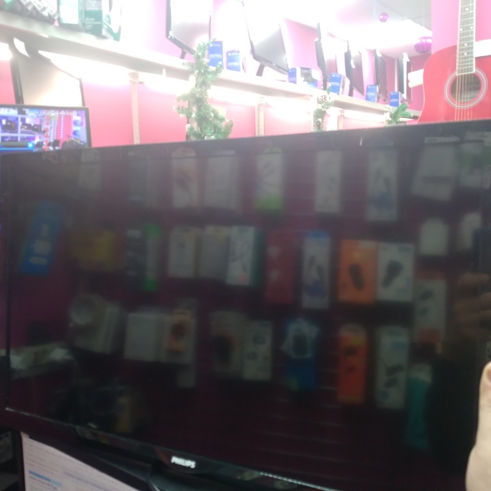 Телевизор Philips 24