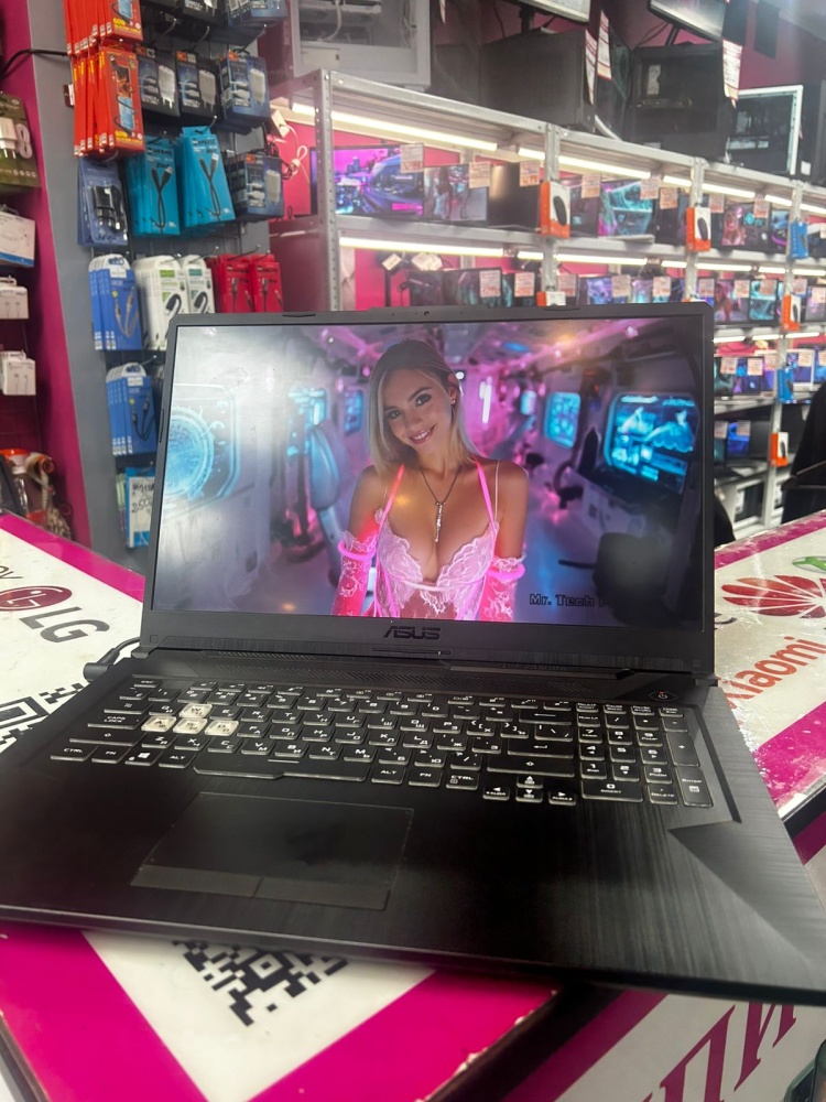 Ноутбук ASUS 1650ti/i-5/512